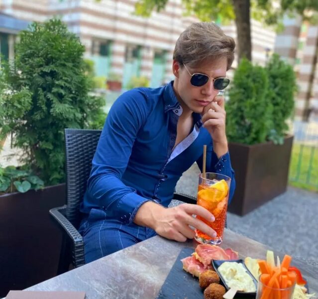 Edward 26