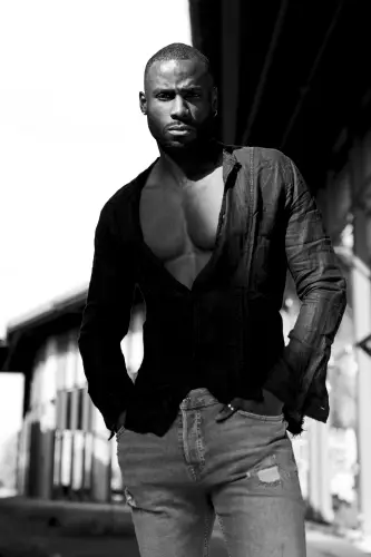 Christopher 32