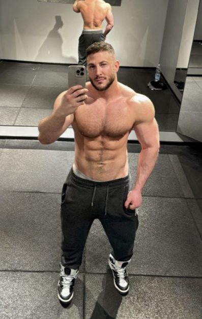 Alex 10