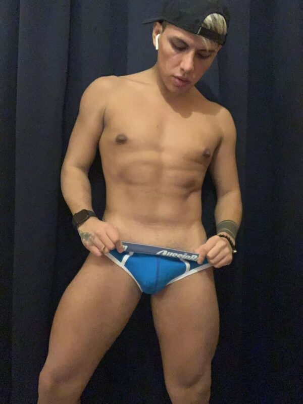 Ricky 8
