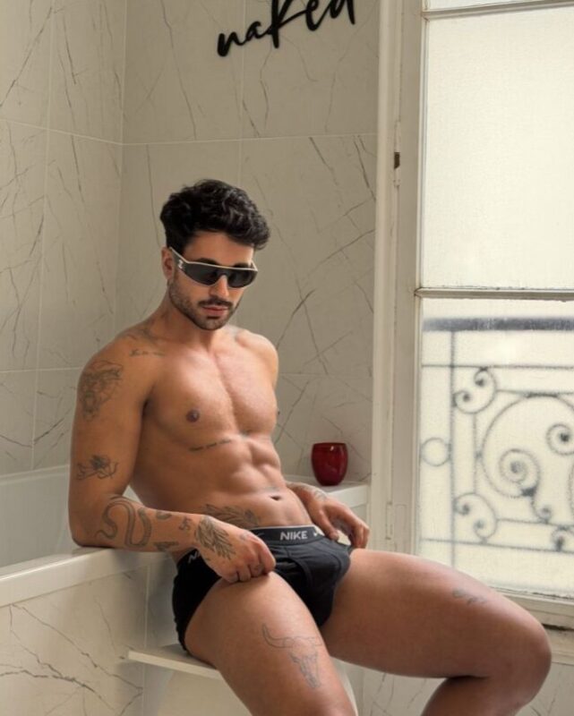 Alex 5